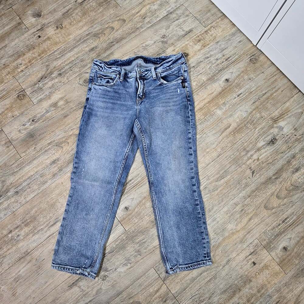 Silver Jeans Elyse Capri Blue Denim Distressed Cropped Jeans
